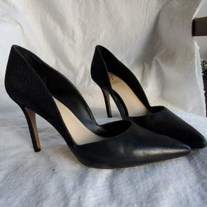 Stylish Vince Camuto Blk  Leather/Suede sz 8 shoes